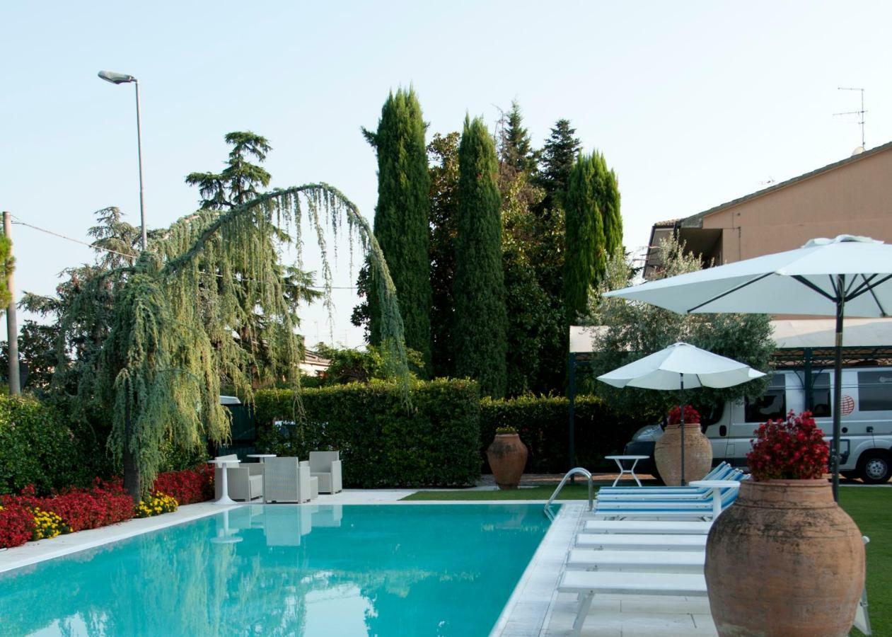 Villa Orange ペスカンティーナ エクステリア 写真